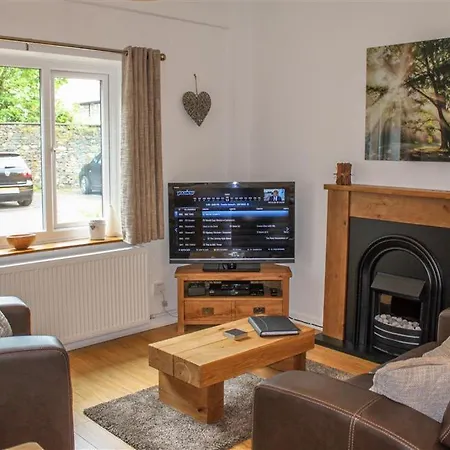 Four Seasons * Ambleside